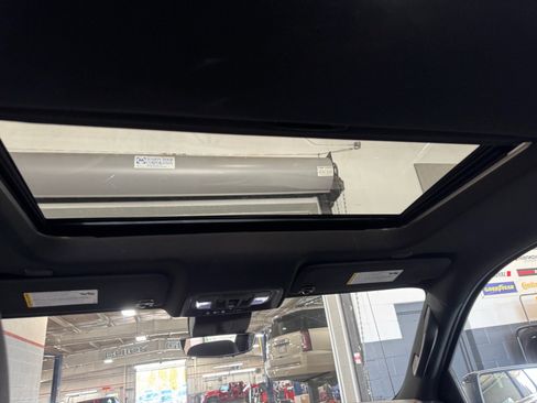 New 2026 GMC Sierra 1500 AT4 w/ AT4 Premium Package AWD/4WD image 12