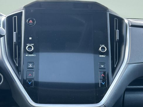 Used 2024 Subaru Crosstrek 2.0i Premium image 18