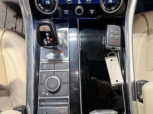 Used 2022 Land Rover Range Rover Sport HSE Silver Edition image 18