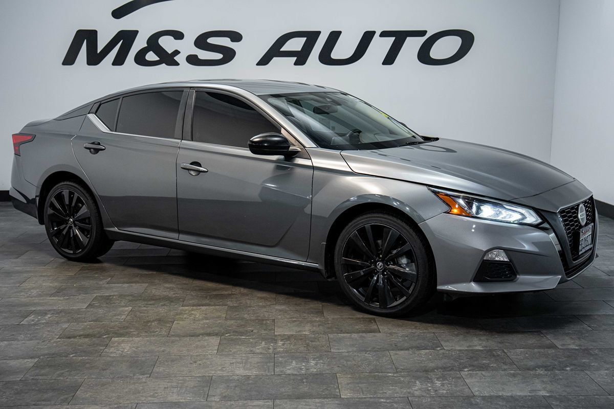 Used 2021 Nissan Altima 2.5 SR AWD/4WD image 7