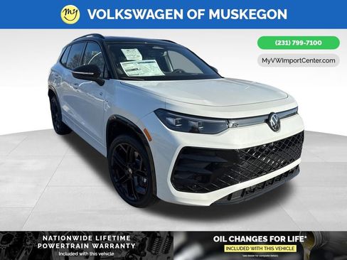 New 2026 Volkswagen Tiguan SE R-Line image 1