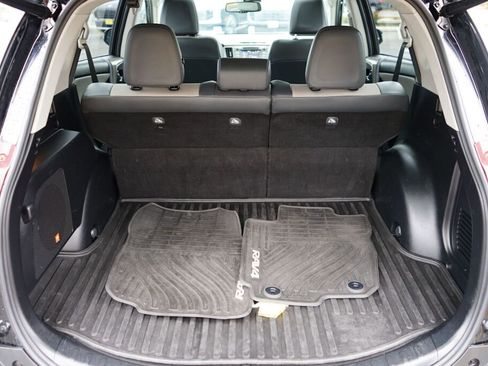 Used 2014 Toyota RAV4 Limited image 5
