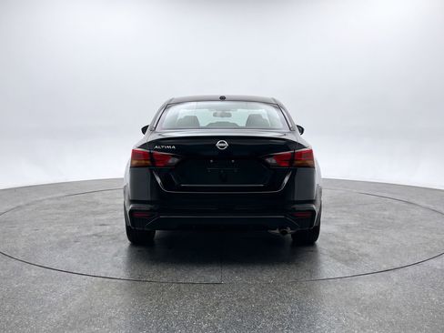 Used 2025 Nissan Altima 2.5 SV FWD image 7