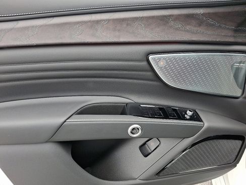 New 2026 Maserati Grecale Modena image 6