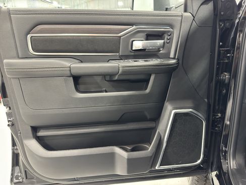 New 2025 RAM 2500 Laramie w/ Sport Appearance Package AWD/4WD image 24