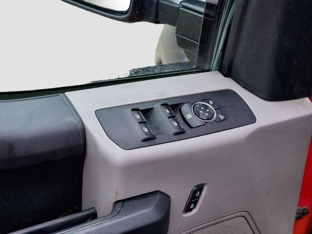 Used 2020 Ford F250 XL w/ STX Appearance Package AWD/4WD image 20
