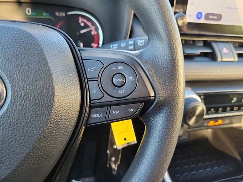 Used 2024 Toyota RAV4 LE image 16