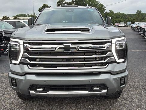 New 2026 Chevrolet Silverado 2500 High Country w/ High Country Premium Package AWD/4WD image 2