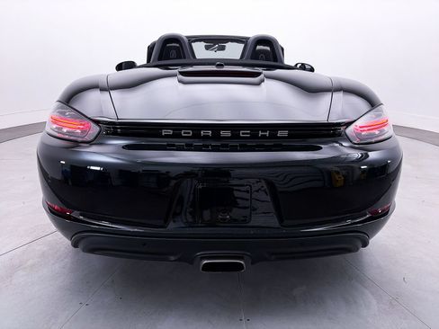 Used 2019 Porsche 718 Boxster RWD image 13