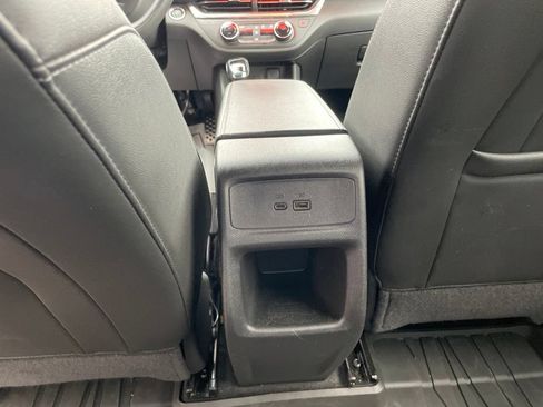 Used 2024 Buick Envista Preferred w/ Convenience II Package FWD image 34