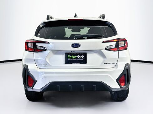 Used 2024 Subaru Crosstrek 2.0i Premium w/ Crosstrek Mirror Package AWD/4WD image 7