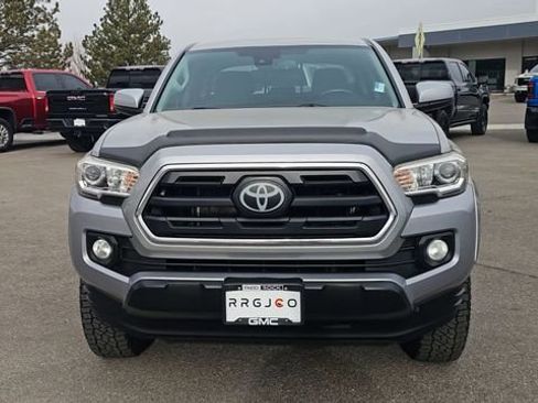 Used 2018 Toyota Tacoma SR5 image 3