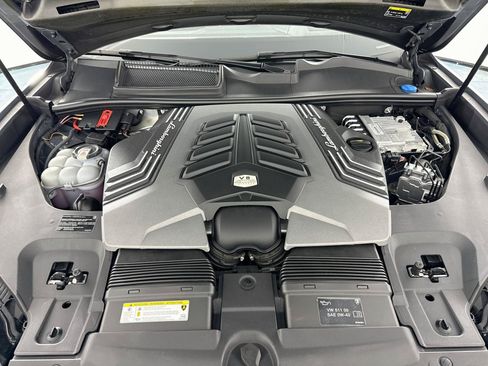 Used 2024 Lamborghini Urus S AWD/4WD image 32