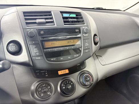 Used 2011 Toyota RAV4 Base image 18