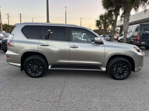 Certified 2023 Lexus GX 460 Premium image 2
