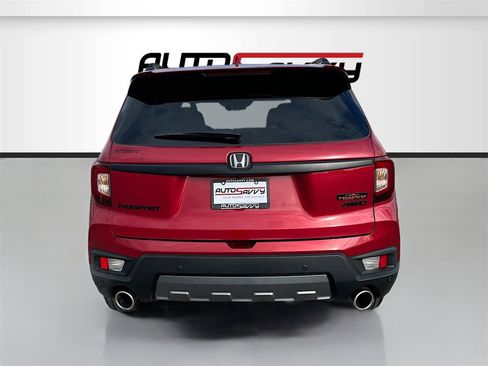 Used 2023 Honda Passport TrailSport image 6