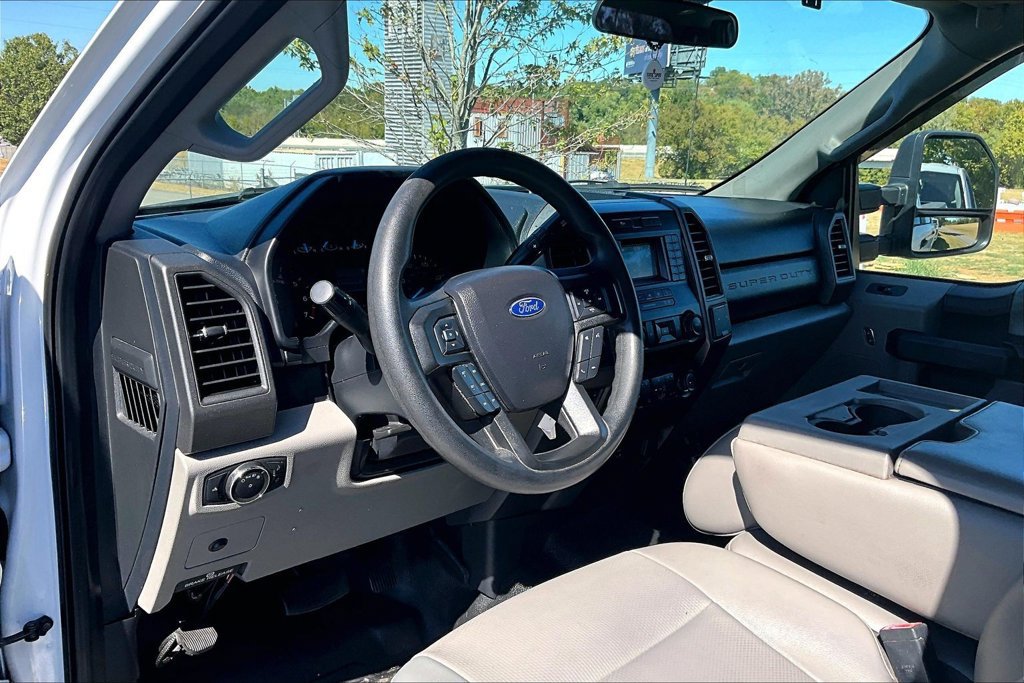 Used 2020 Ford F250 XL w/ Power Equipment Group AWD/4WD image 5