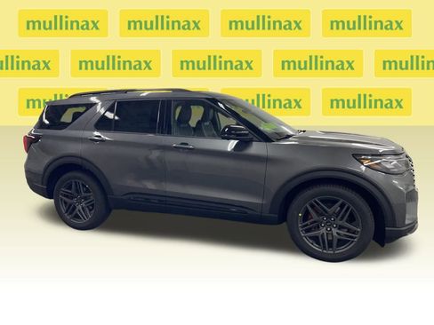 New 2026 Ford Explorer ST image 2