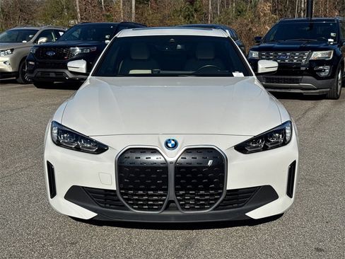 Used 2023 BMW i4 eDrive35 w/ Premium Package image 2