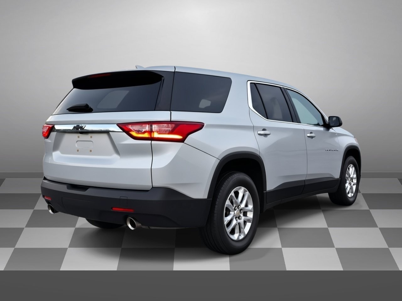 Certified 2021 Chevrolet Traverse LS FWD image 6