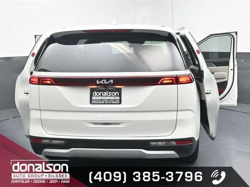 Used 2024 Kia Carnival LX FWD image 26