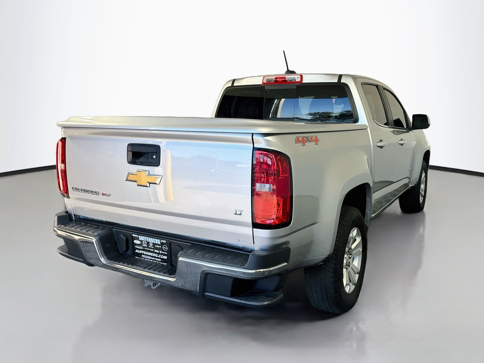 Used 2018 Chevrolet Colorado LT w/ Luxury Package, Chrome AWD/4WD image 7