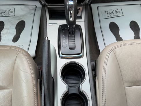 Used 2011 Ford Fusion Hybrid w/ 502A Rapid Spec Order Code image 13