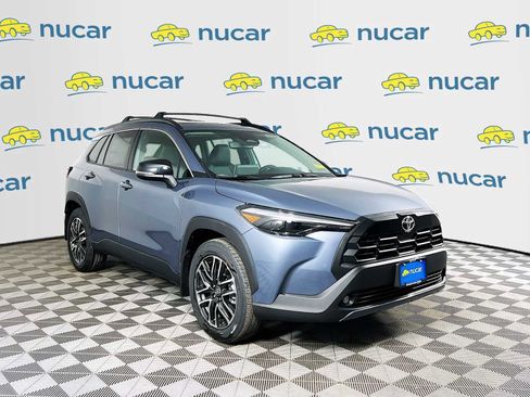 Used 2026 Toyota Corolla Cross XLE w/ Convenience Package image 1