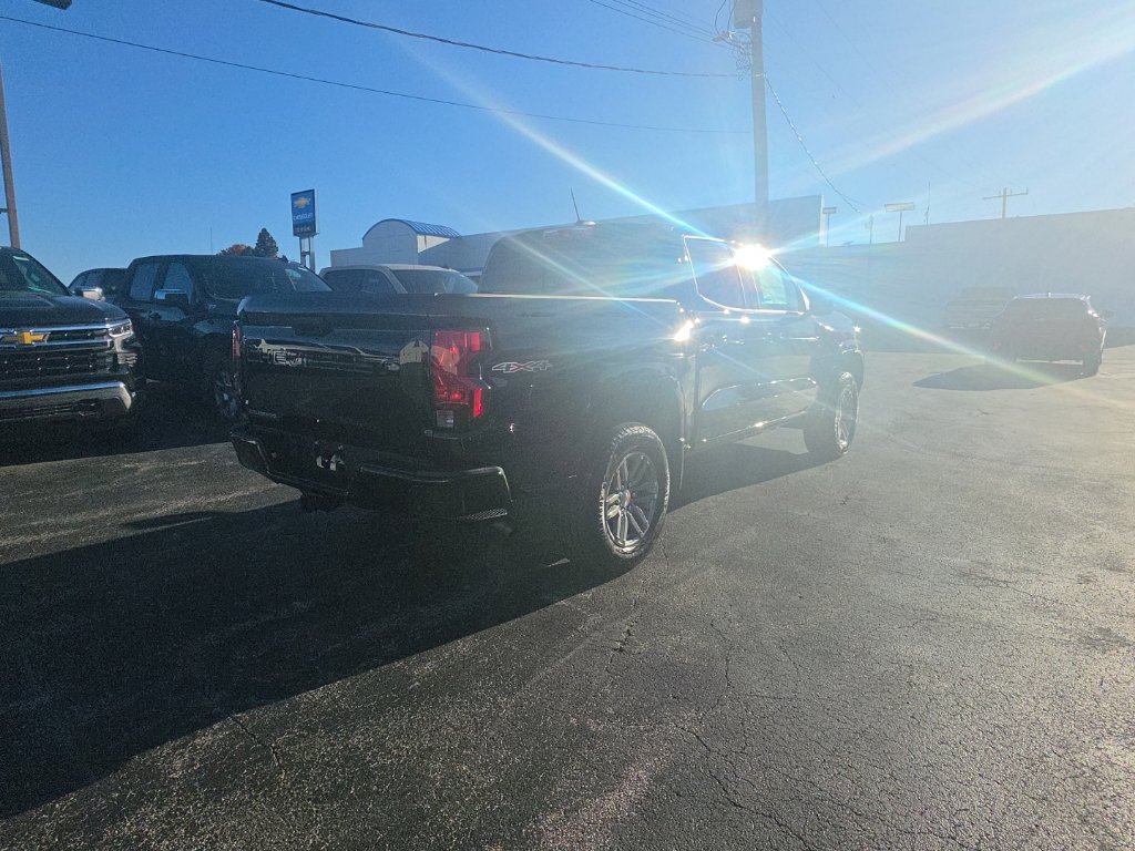 New 2026 Chevrolet Colorado LT w/ Advanced Trailering Package AWD/4WD image 7
