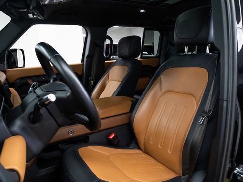 Used 2021 Land Rover Defender 110 X image 18