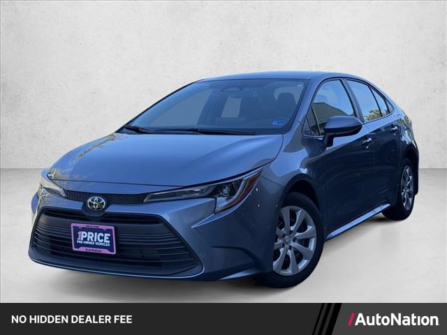 Used 2025 Toyota Corolla LE FWD image 1