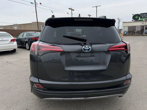 Used 2018 Toyota RAV4 XLE w/ Protection Package image 4
