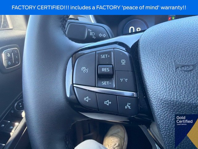 Used 2025 Ford Escape Platinum AWD/4WD image 46