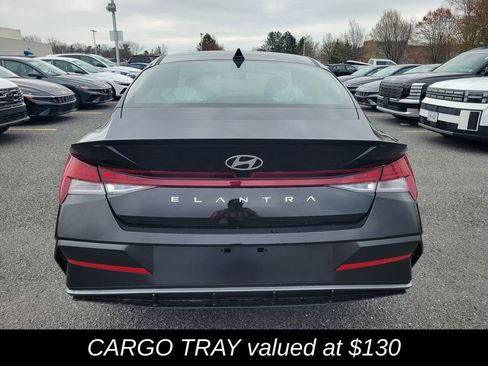 New 2026 Hyundai Elantra SEL Sport Premium FWD image 4