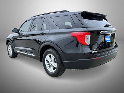 Used 2020 Ford Explorer XLT AWD/4WD image 7