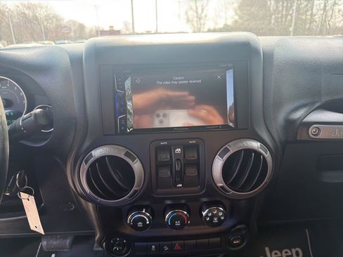 Used 2016 Jeep Wrangler Unlimited Sport w/ Quick Order Package 24S image 16