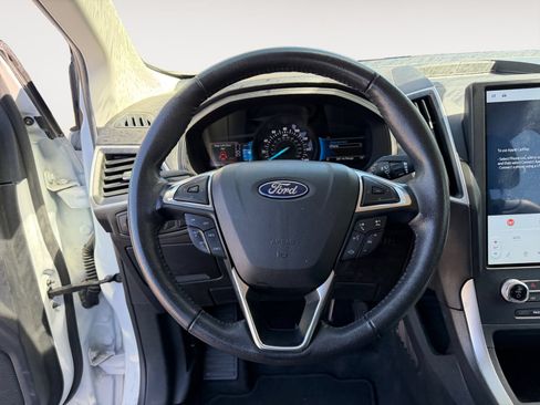 Used 2022 Ford Edge SEL AWD/4WD image 12