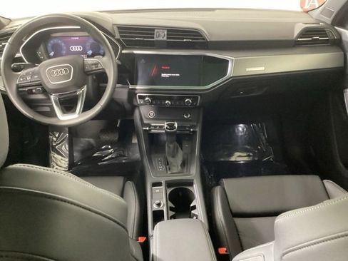 Certified 2025 Audi Q3 2.0T Premium w/ Convenience Package image 12