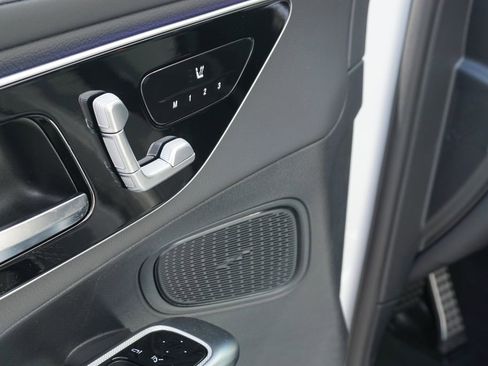 Certified 2025 Mercedes-Benz GLC 300 4MATIC image 22