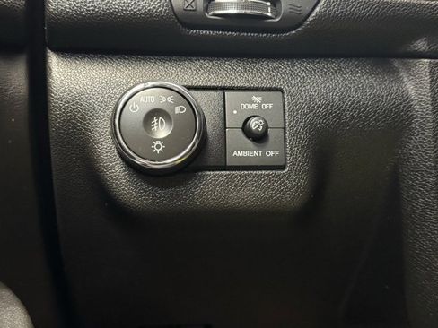 Used 2016 Chevrolet Traverse LTZ image 15