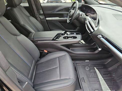 Certified 2024 Cadillac Lyriq Luxury RWD image 29