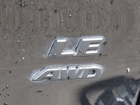 Used 2023 Toyota RAV4 LE AWD/4WD image 8