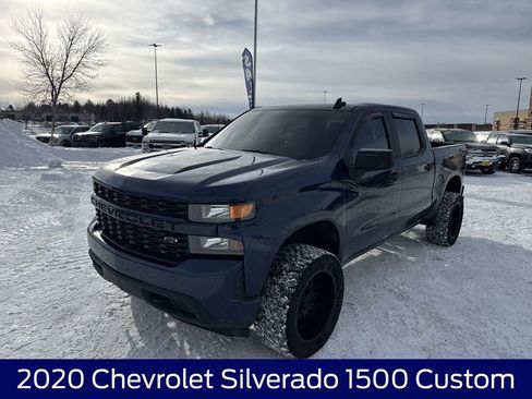 Used 2020 Chevrolet Silverado 1500 Custom w/ Custom Value Package image 2