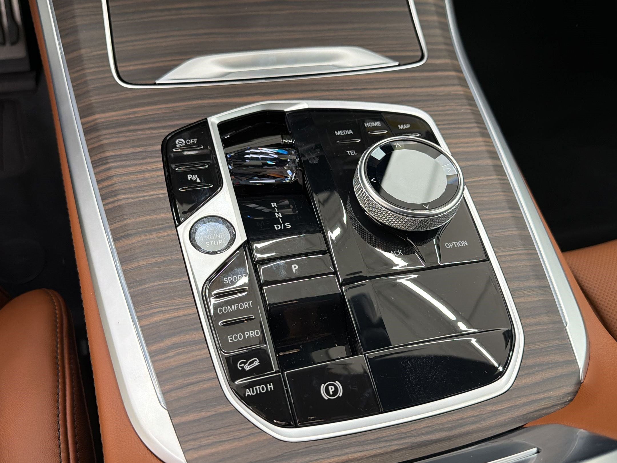 New 2026 BMW X5 M60i AWD/4WD image 16