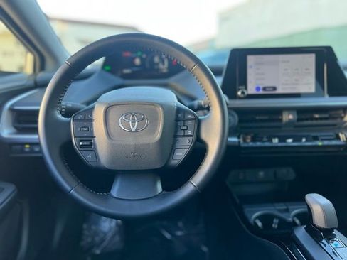 Used 2024 Toyota Prius LE image 10