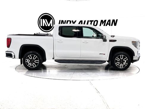 Used 2023 GMC Sierra 1500 AT4 w/ Technology Package image 3