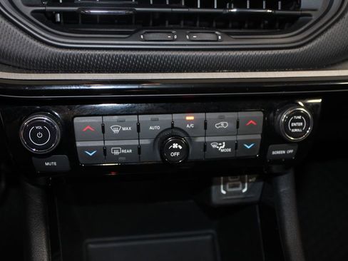 Used 2024 Jeep Compass Trailhawk image 44