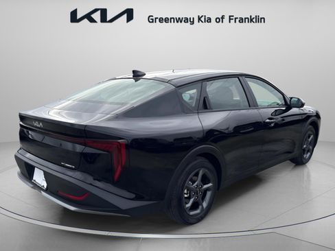 New 2025 Kia K4 LXS image 7