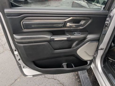 Used 2019 RAM 1500 Limited image 12