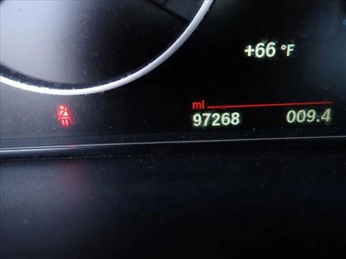 Used 2017 BMW 320i xDrive 320i xDrive image 21